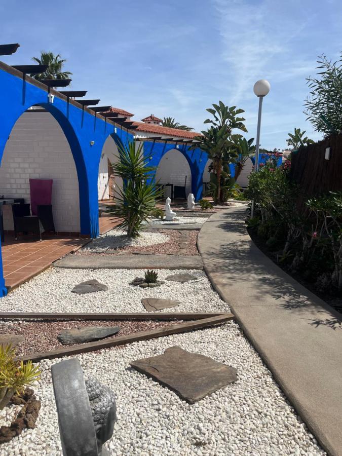 Rainbow Golf Bungalows, Gay Men-only Parc de vacances