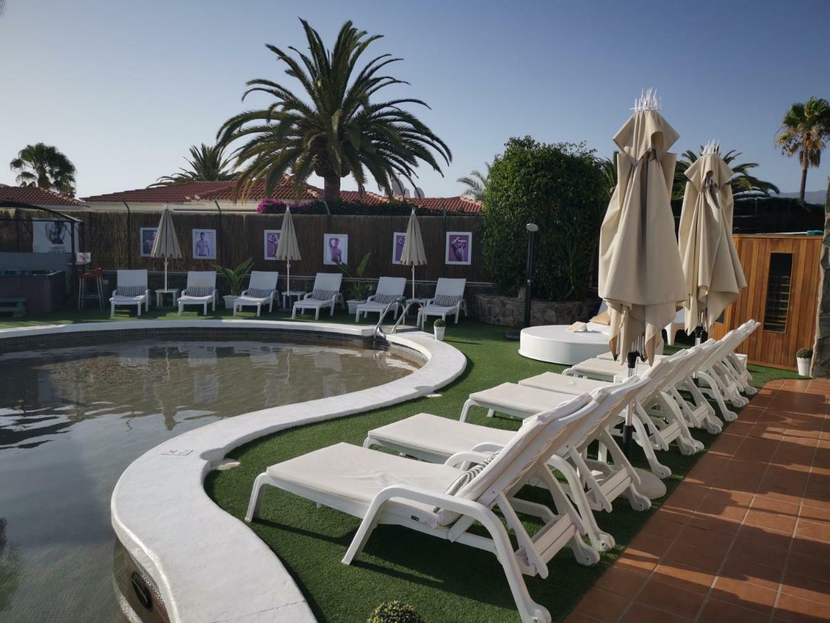 Rainbow Golf Bungalows, Gay Men-only Parc de vacances Maspalomas (Gran Canaria)